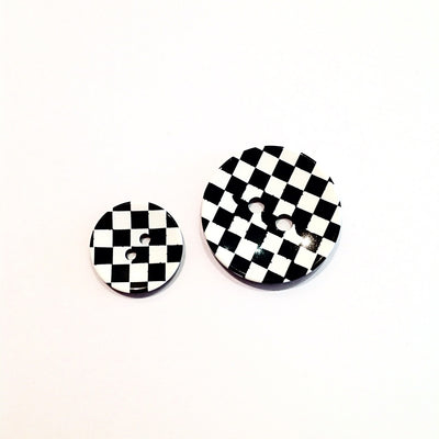 Chequered -patterned-Black- & -White -plastic-Buttons