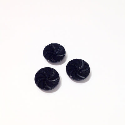 Plastic-Black-embossed-patterned-button