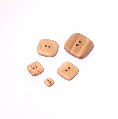 Square-wooden-buttons