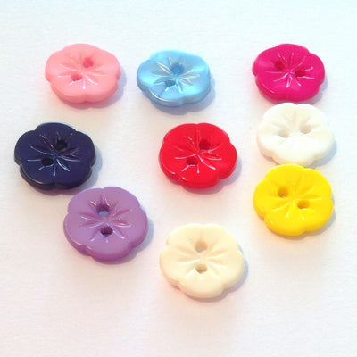 Flower-shaped-plastic-button