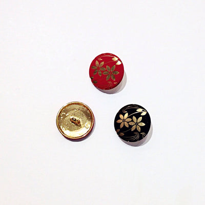 Metal-button-with-gold-flowers